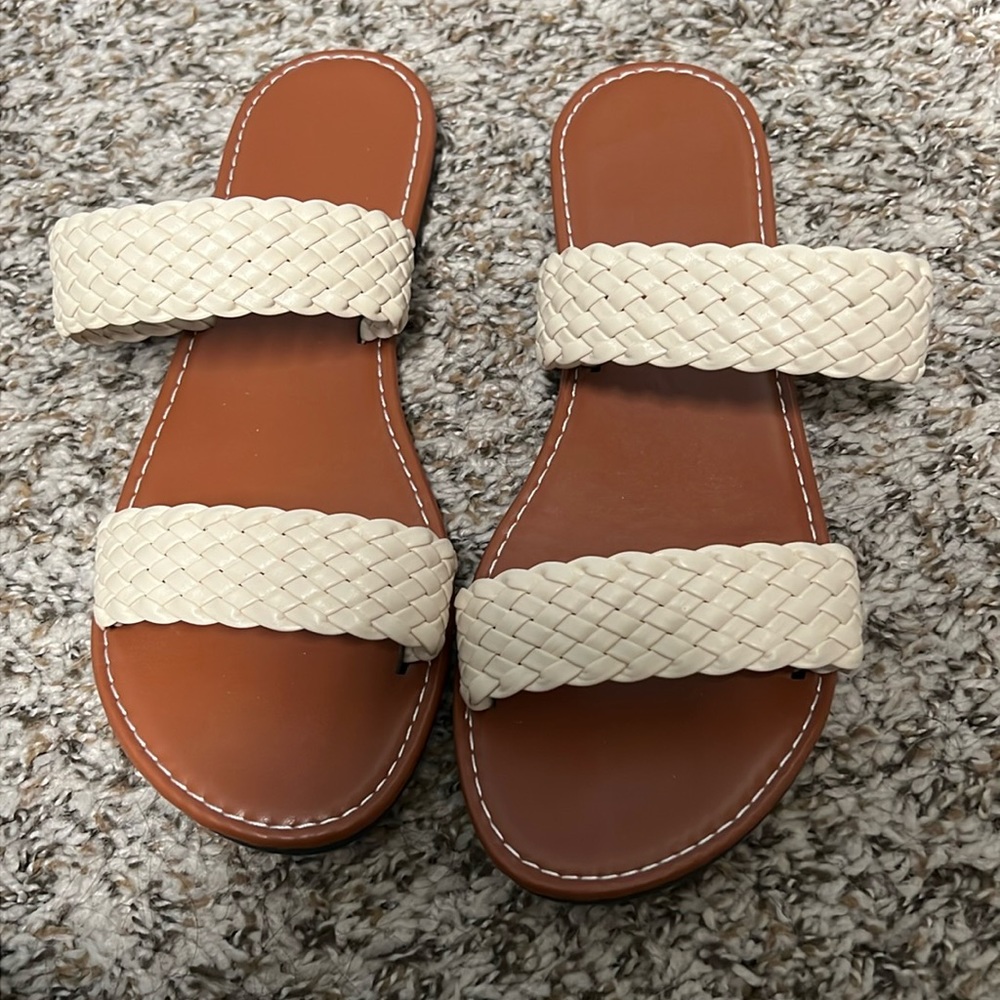 Women’s Size 8 Sandals